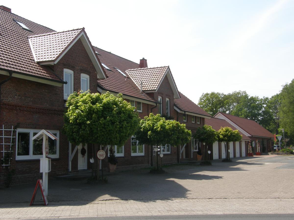 Land & Stil Aparthotel Dorfhagen Buitenkant foto